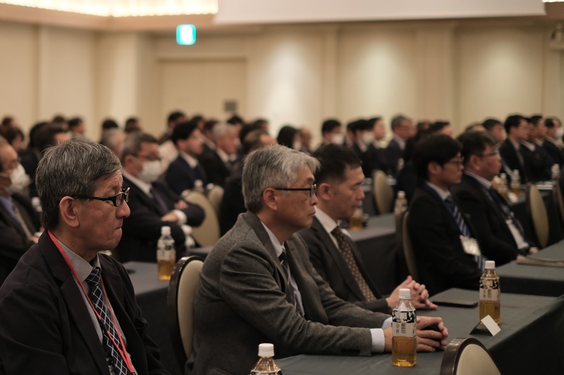 協力業者会の会議の様子